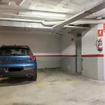 Dumonde Parking
